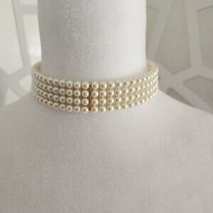Carolee Pearl Chocker Necklace Elegant